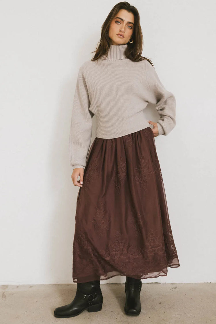 Maxi skirt in maroon 