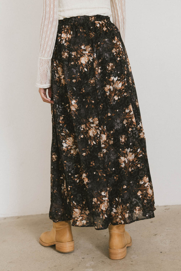 floral midi skirt in black