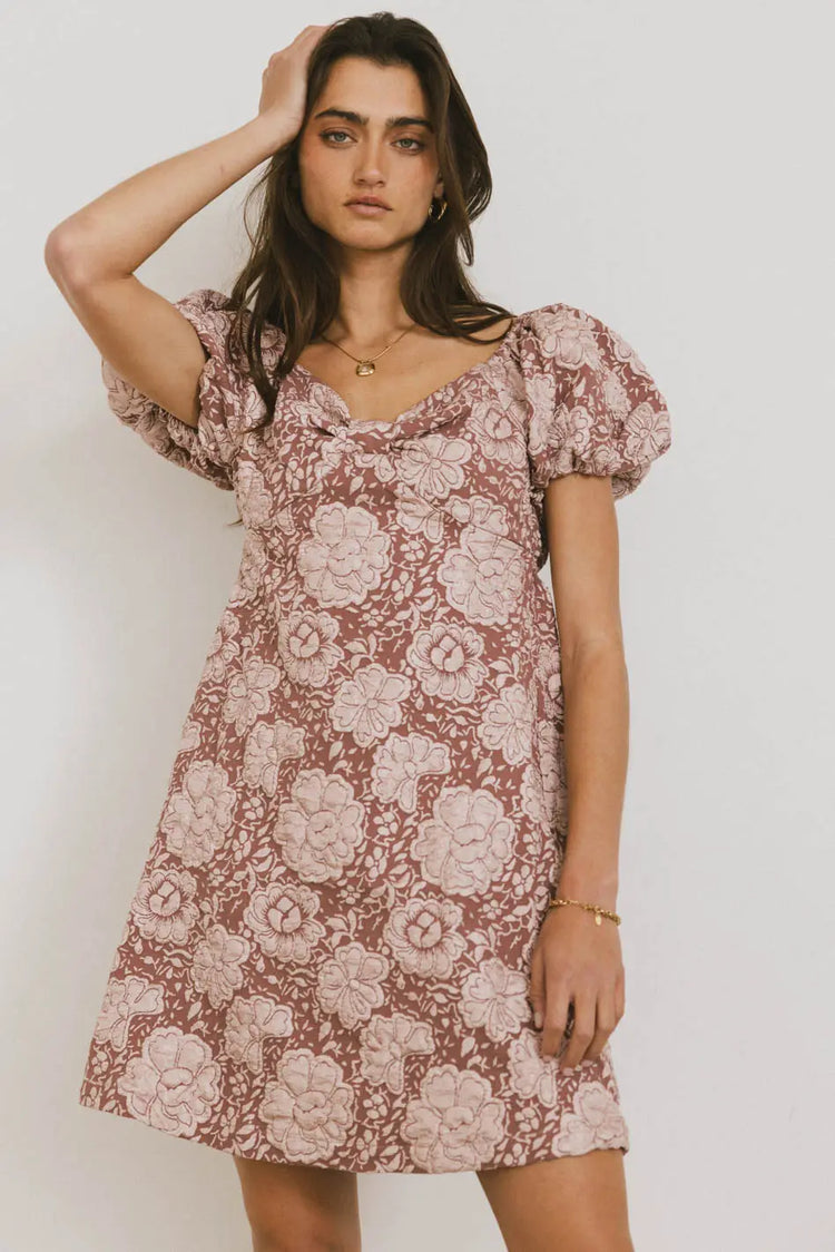 Short sleeves dress in mauve 