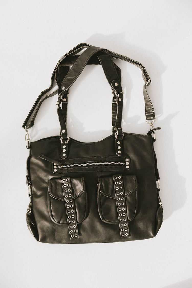 FAUX LEATHER BAG IN BLACK WITH STRAPS