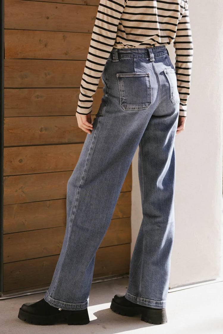 Plain color denim in medium wash 