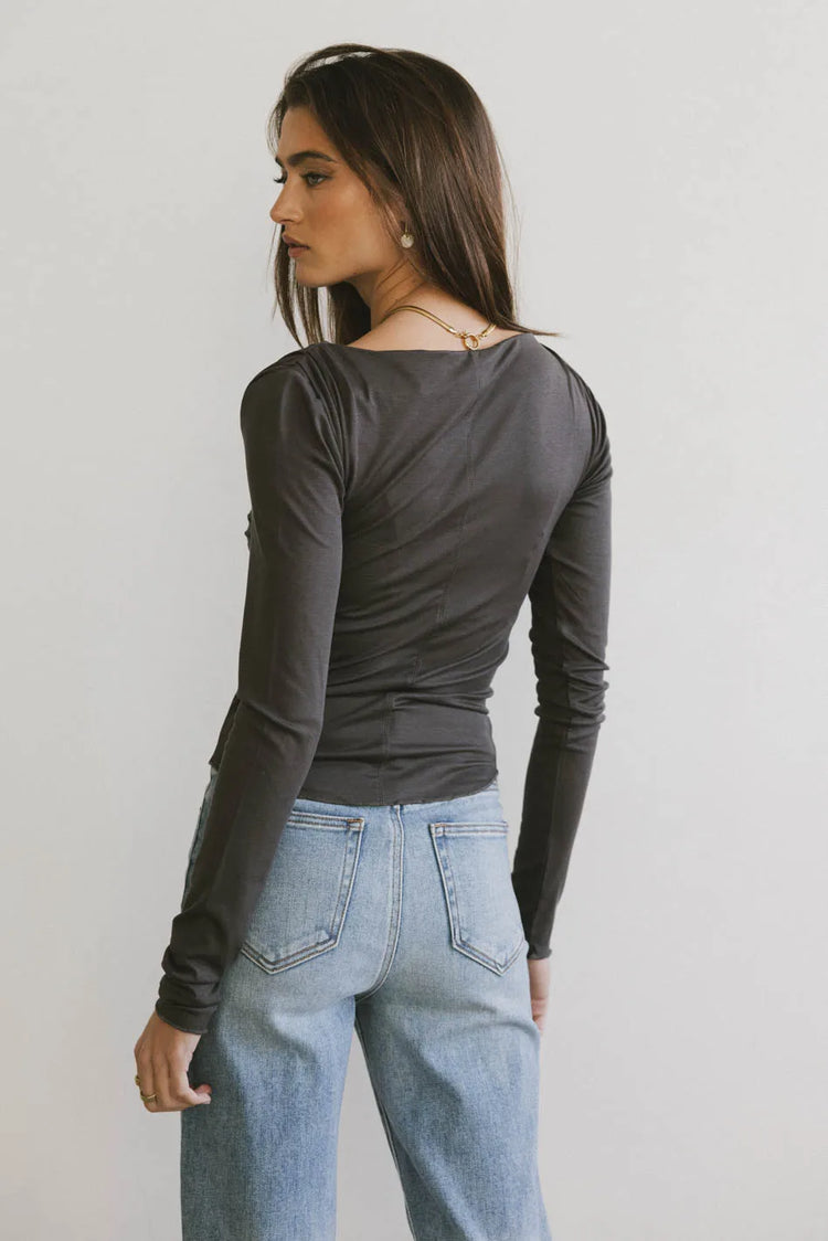 Plain color top in grey 