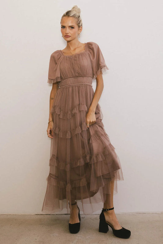 Tiered skirt dress in mocha 