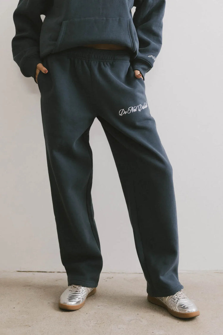 Two hand pockets pants in navy 