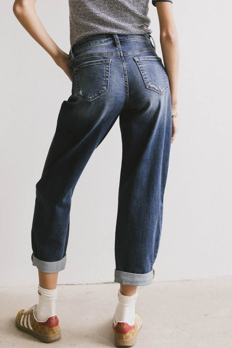 Two back pockets denim in dark blue 