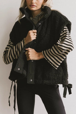 Johanna Sherpa Vest in Black