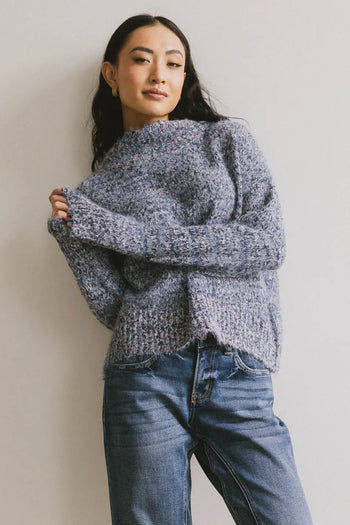 Long sleeves sweater in blue 