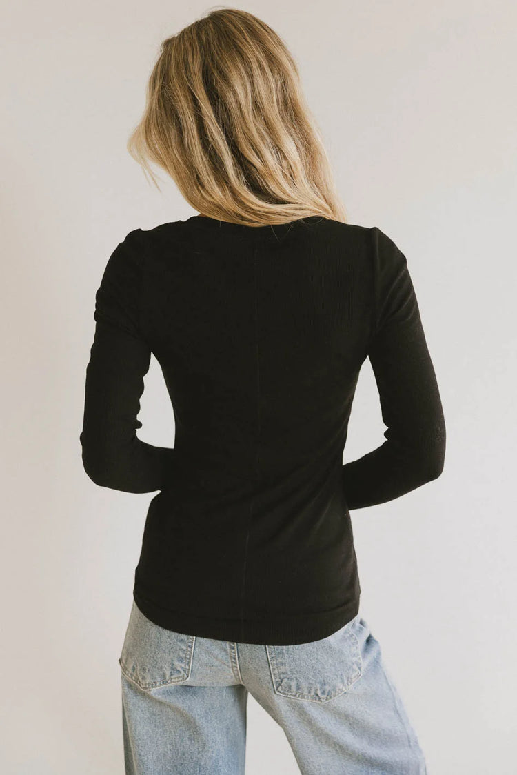 Plain color top in black 