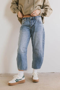 Mid rise denim in medium wash 