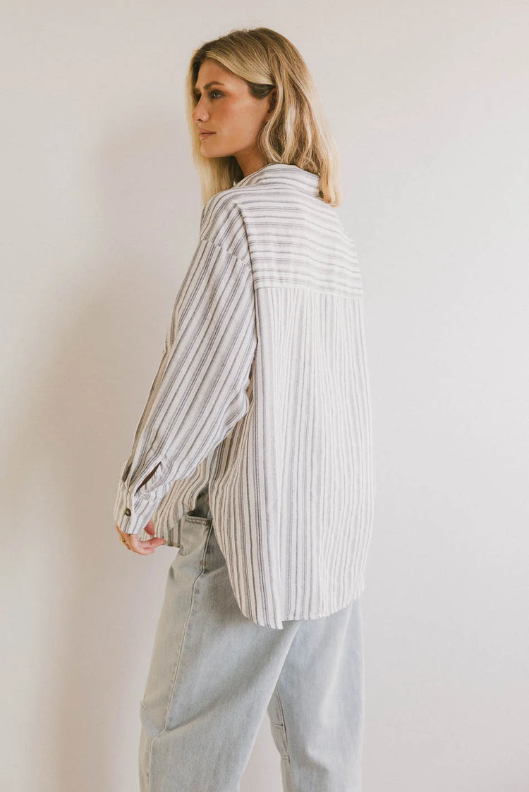 Striped blouse in cream 