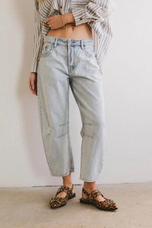 Bentlee Cropped Barrel Jeans in Light Wash - FINAL SALE