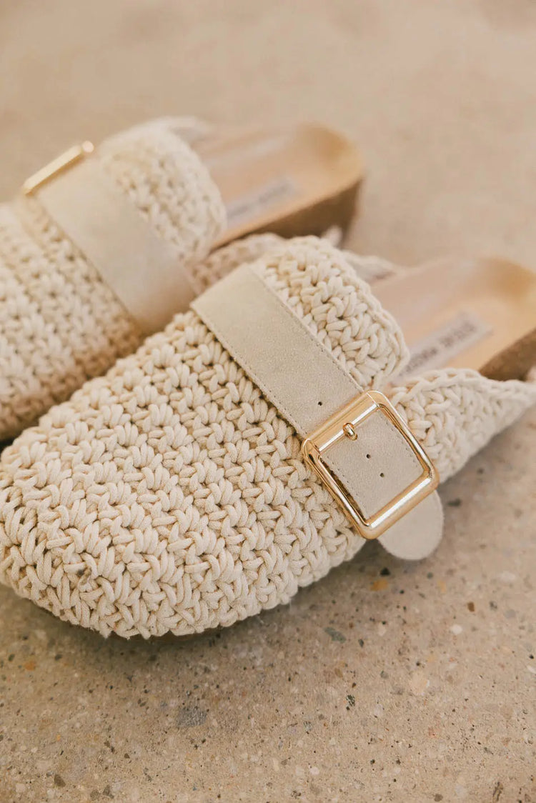 Side buckle slides in cream 