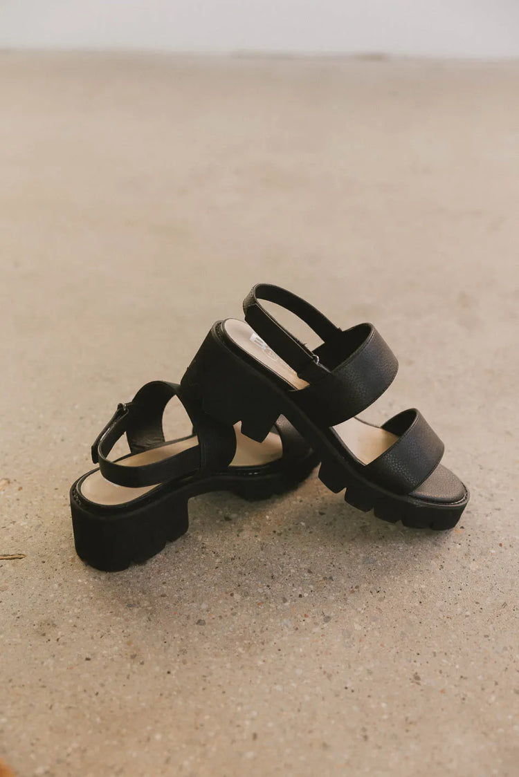 Platform sandals in black 