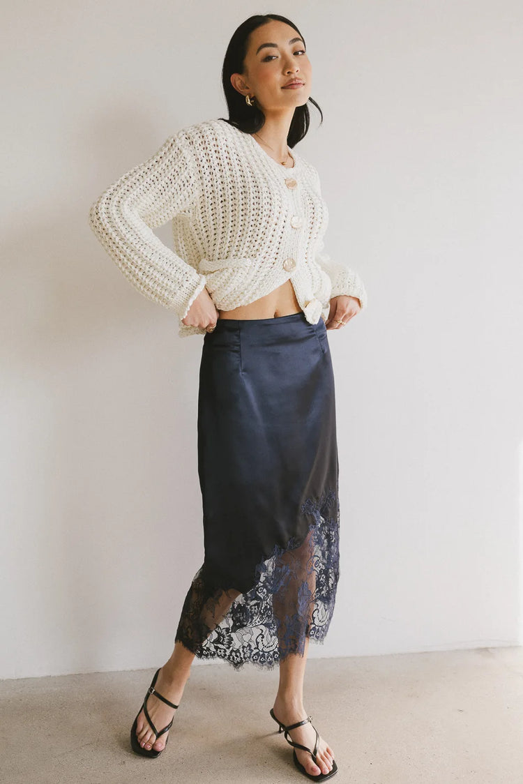 Elastic waist skirt in navy 