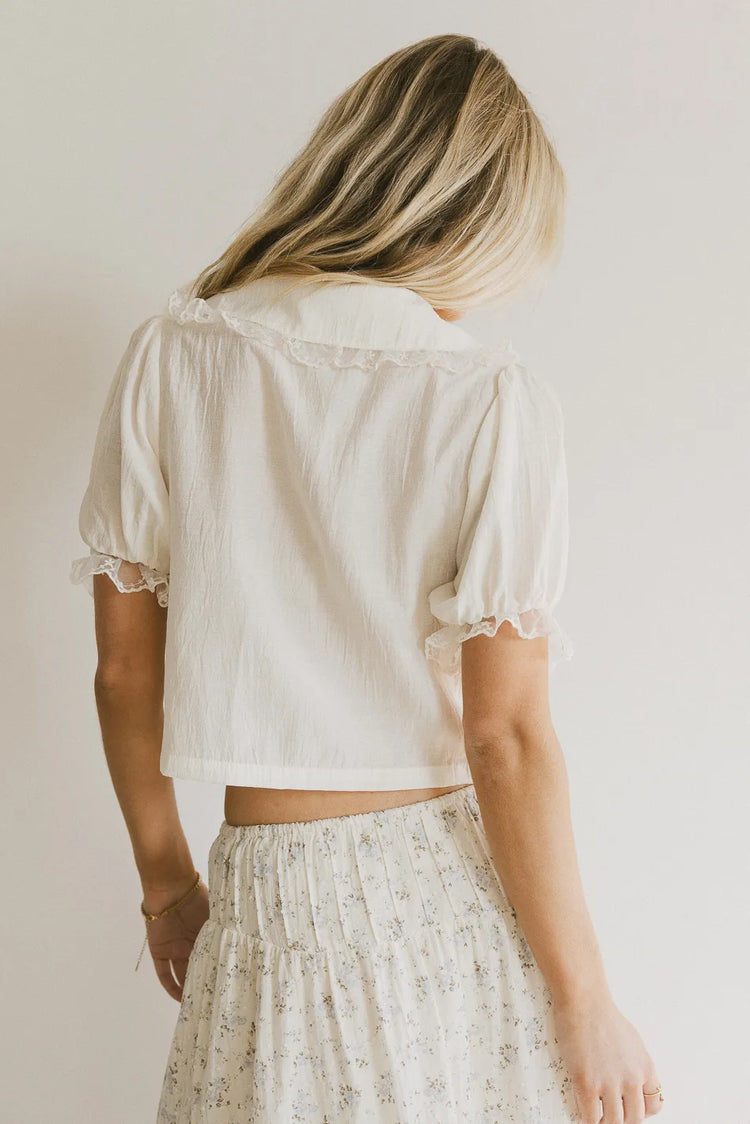 Plain color top in ivory 