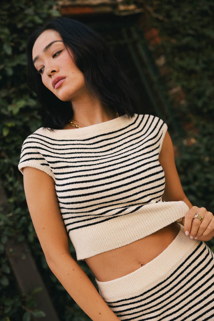 Striped top in black 