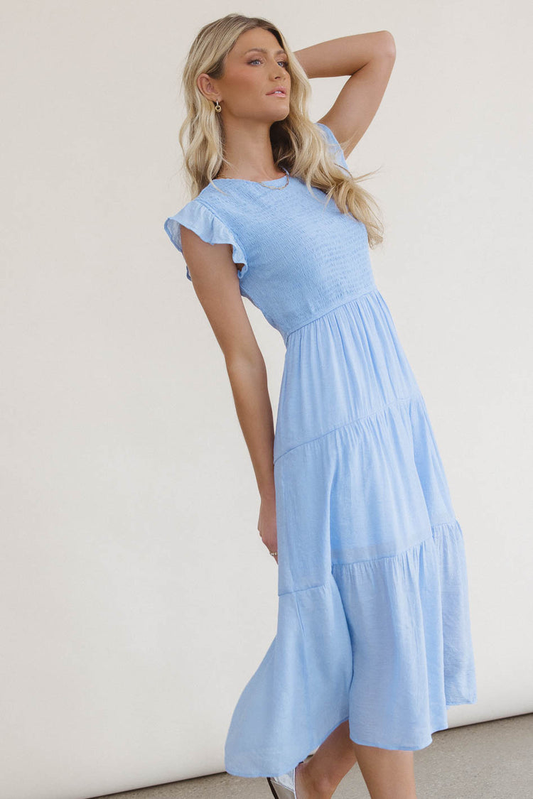 Round neck dress in blue 