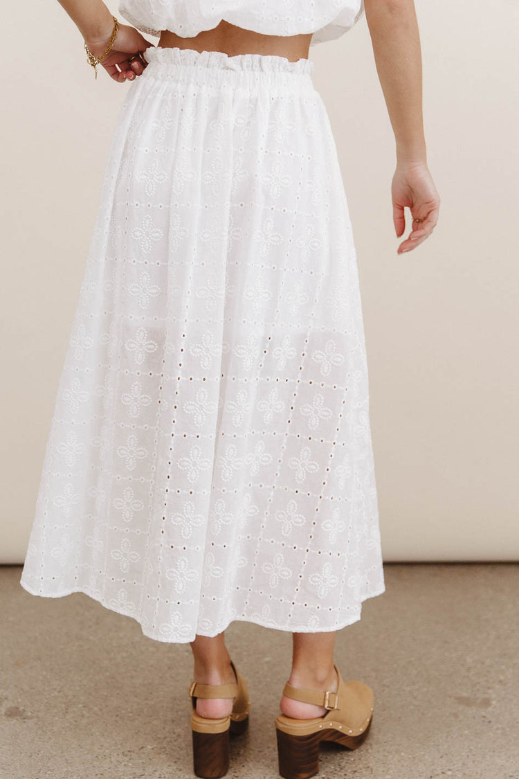 embroidered skirt 