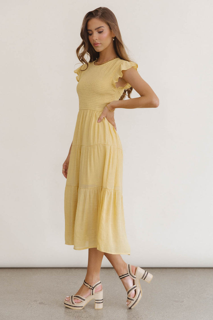 Tiered skirt dress in yellow 