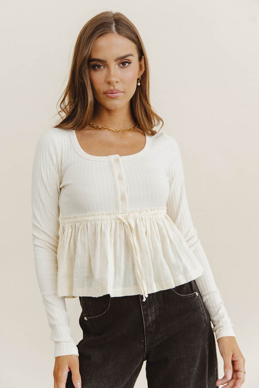 Knit top in ivory 