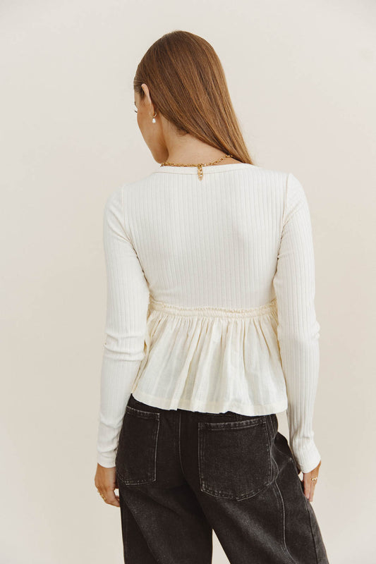 Plain color top in ivory 