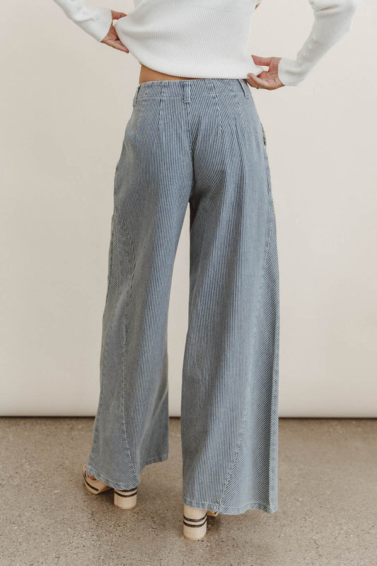 stiped wide leg pants