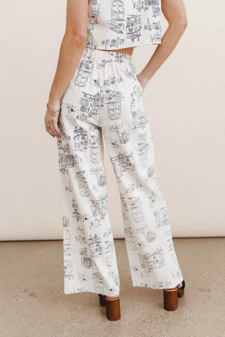 Printed pants in cream 