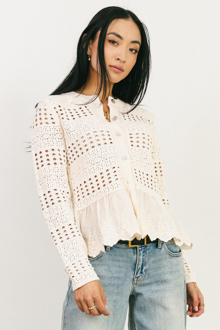 Long sleeves top in cream 