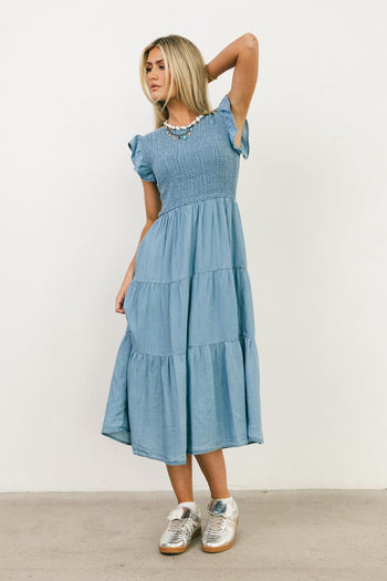 Midi denim dress in medium wash 