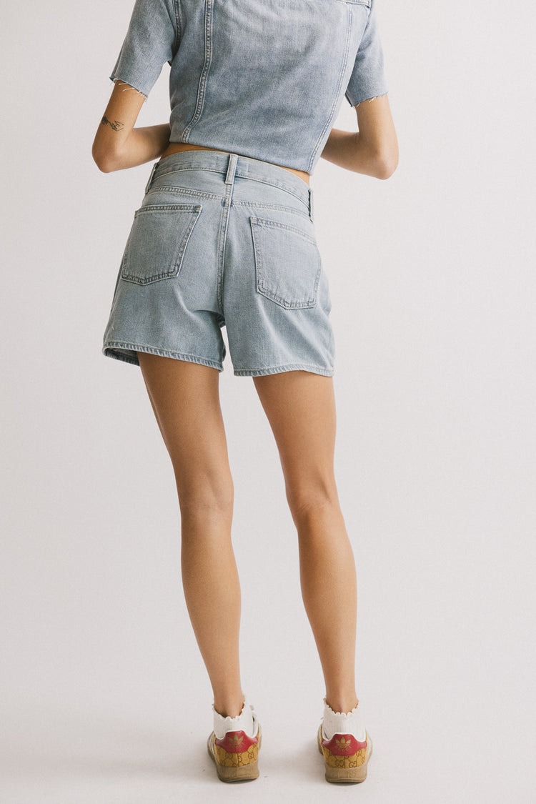 Pryia Denim Shorts in Light Wash