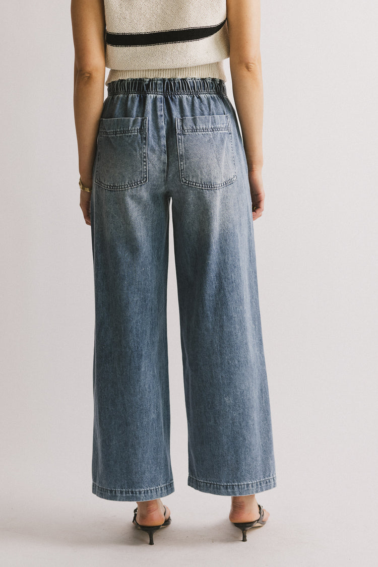 wide leg pants with pockets