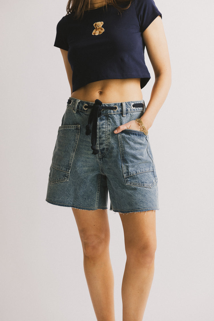 adjustable tie waist on shorts