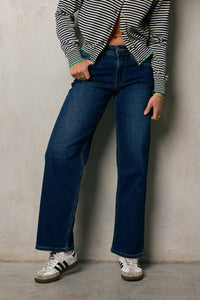 STRAIGHT LEG DENIM