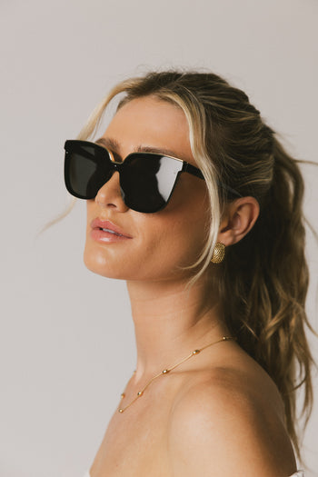 gold detail sunglasses
