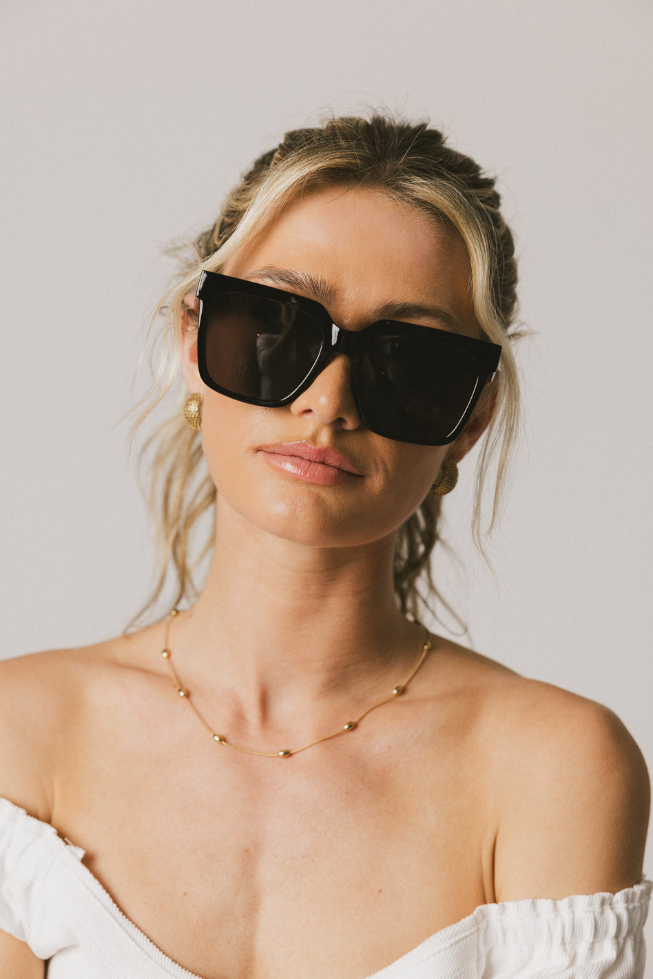 womens black sunglasses