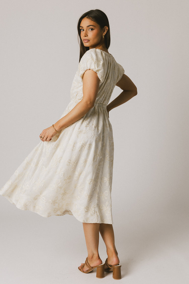 elastic waistband dress