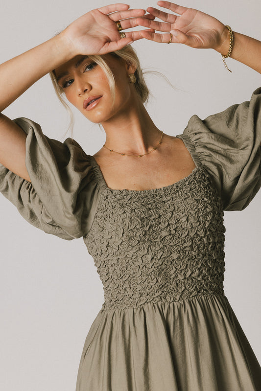 elastic waistband smocked dress