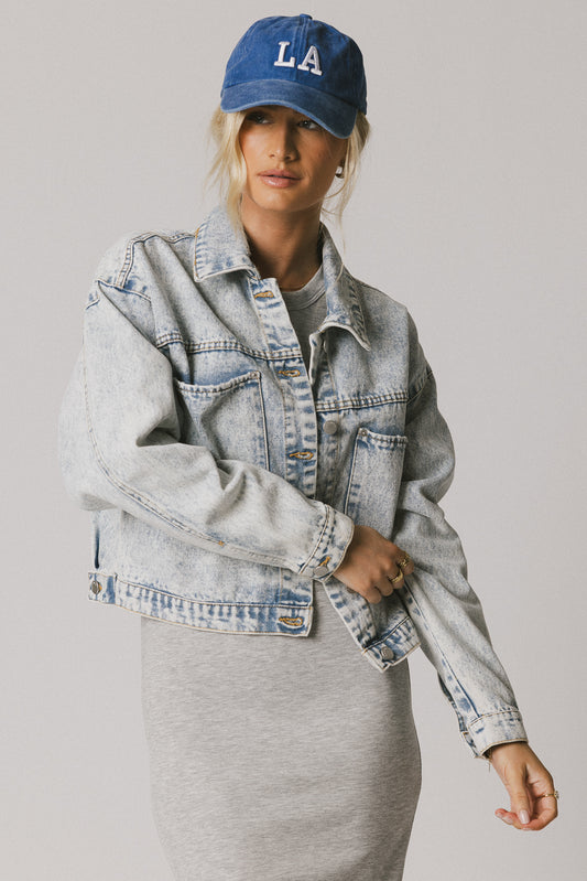 cropped light wash denim jacket