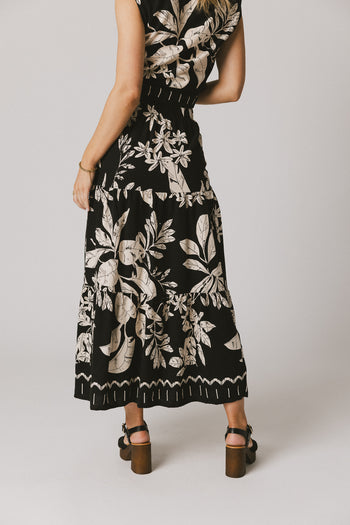 elastic waistband flowy skirt