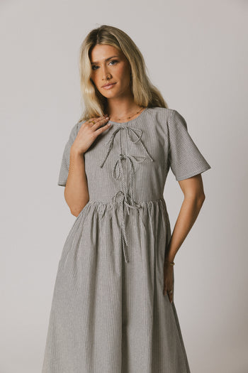 Dress with hand pockets