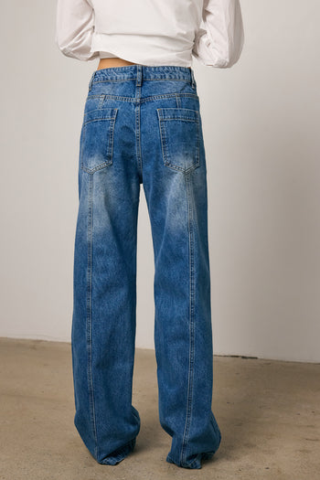 baggy jeans