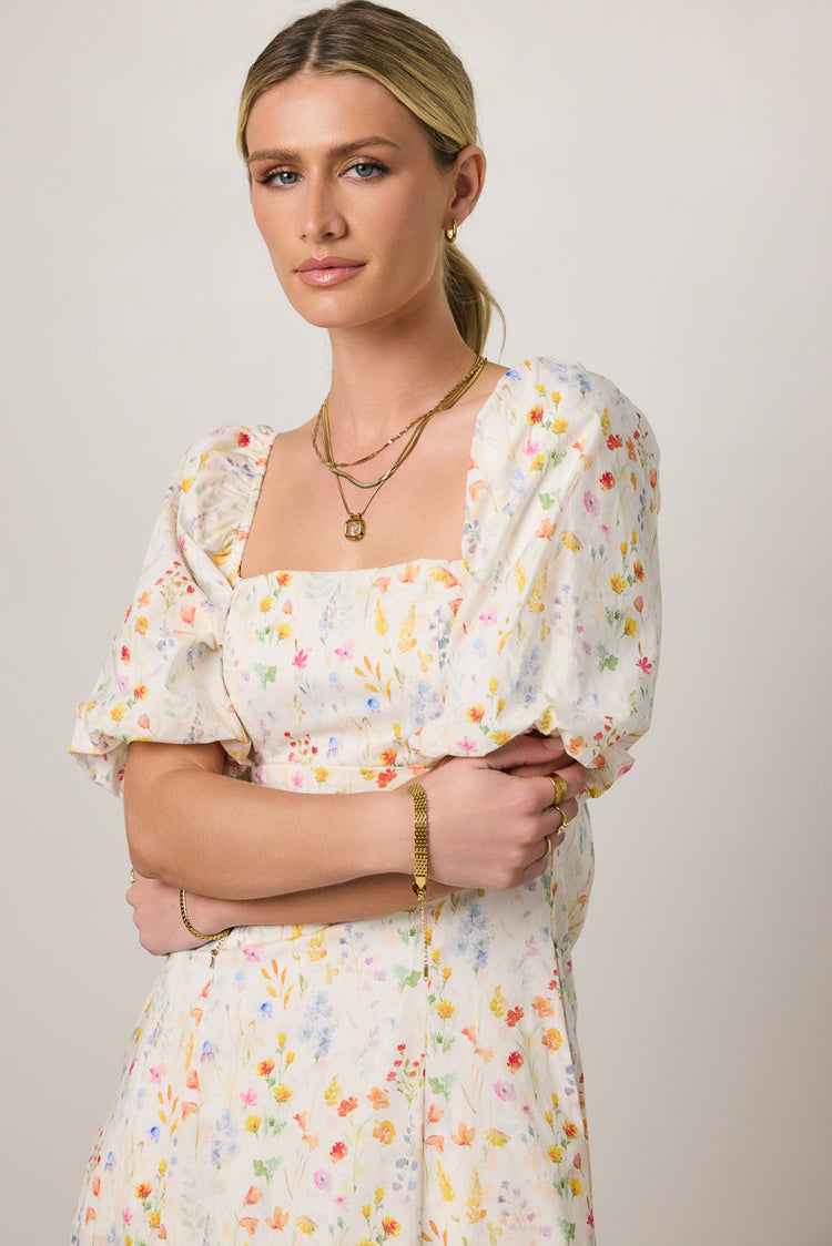 short puff sleeves