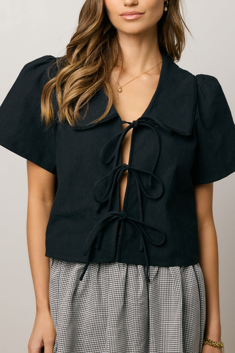 collared blouse in black 