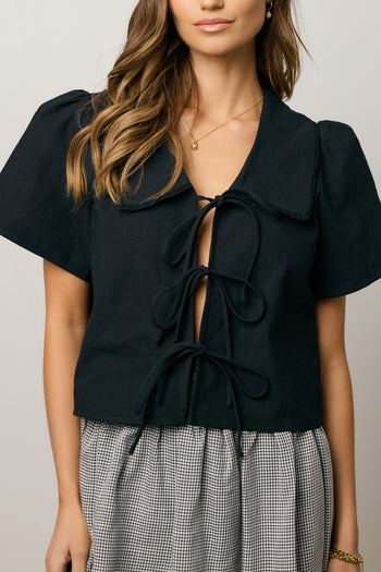 collared blouse in black 
