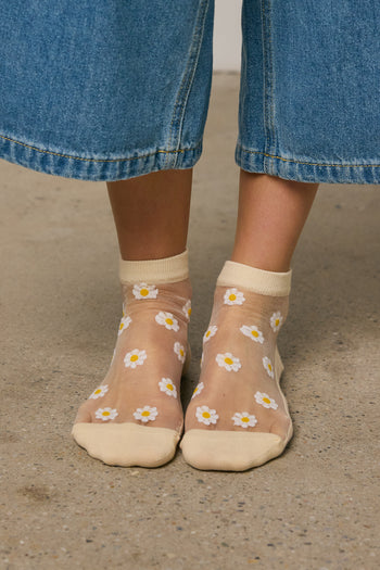 STRIPED FLORAL SOCKS IN NUDE