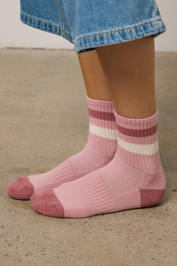 STRIPED SOCKS IN PINK