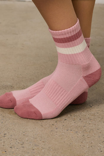 PINK SOCKS 