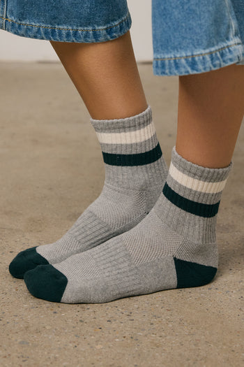 KNIT SOCKS 