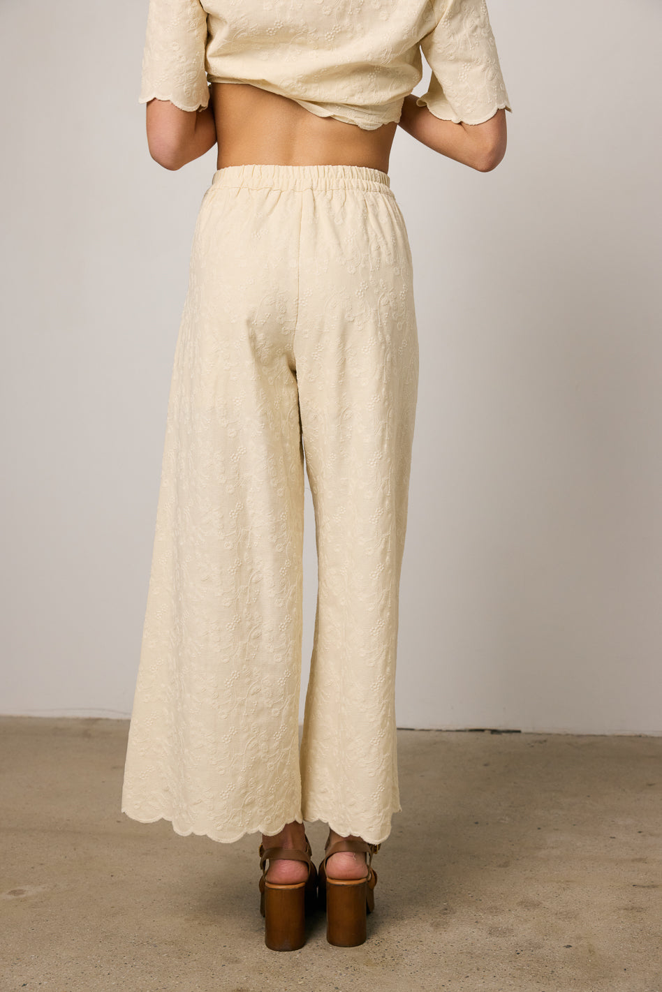 cream pants with elastic waist