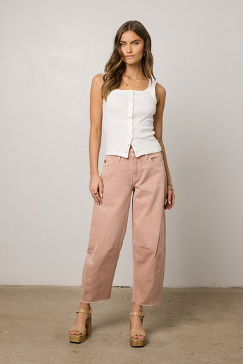 KNIT TANK TOP IN WHTE 